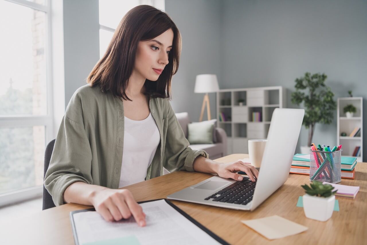 How to Write a CV Using AI: Dos and Don’ts